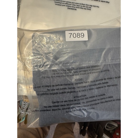 UNTUCKit Argill Polo Shirt Mens Medium Long Sleeve Heather Navy Blue Pocket - Picture 9 of 9